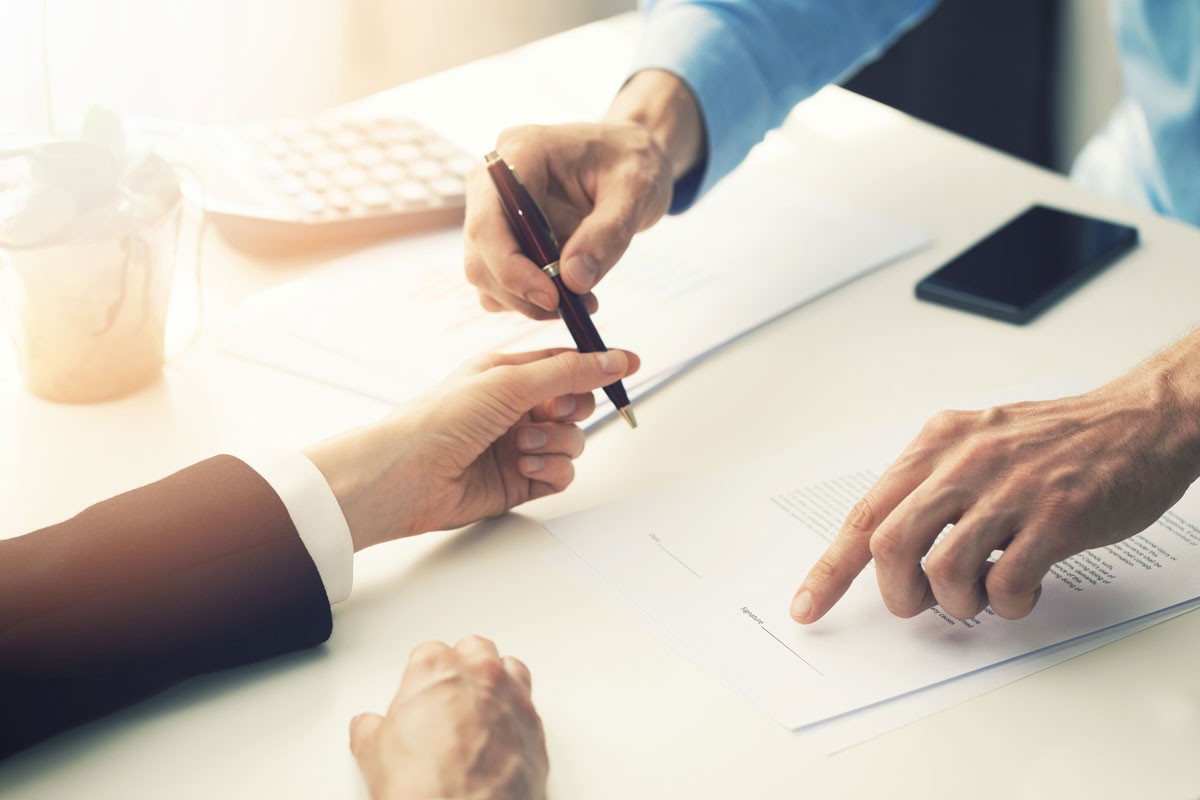 pasos a seguir para contratar a un trabajador